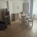 Excelsior House Mamaia