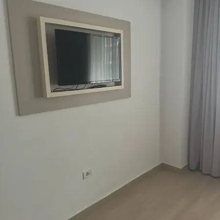 Excelsior House Mamaia Navodari