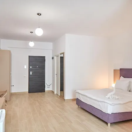 Excelsior House Mamaia