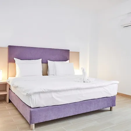 Excelsior House Mamaia *