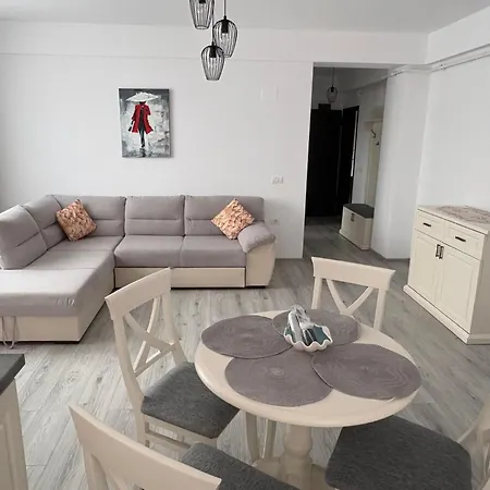 Excelsior House Mamaia Apartment