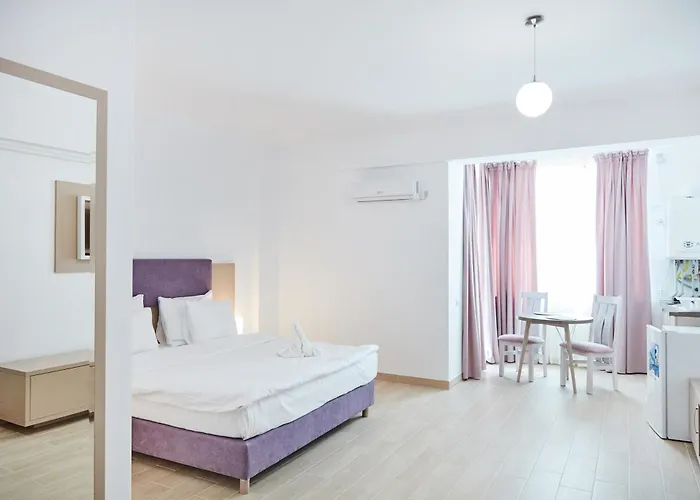 Apartment Excelsior House Mamaia